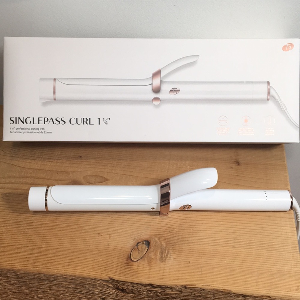 T3 Singlepass Curling Iron 1 1/4”